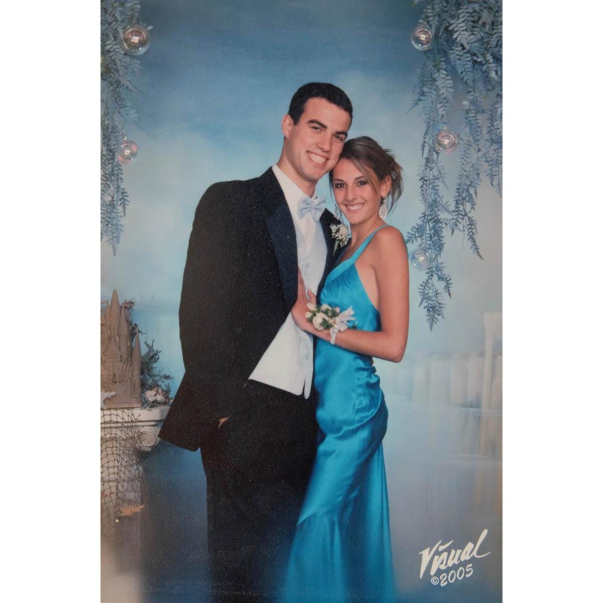 Teenagers love formals, 2005.
"Under the Sea"