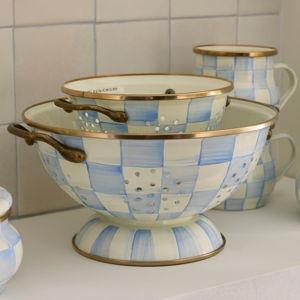 MACKENZIE-CHILDS Enamel Colander, Decorative Kitchen Strainer, Large, 2.75-Quart Capacity, Light-Blue-and-White Sky Check