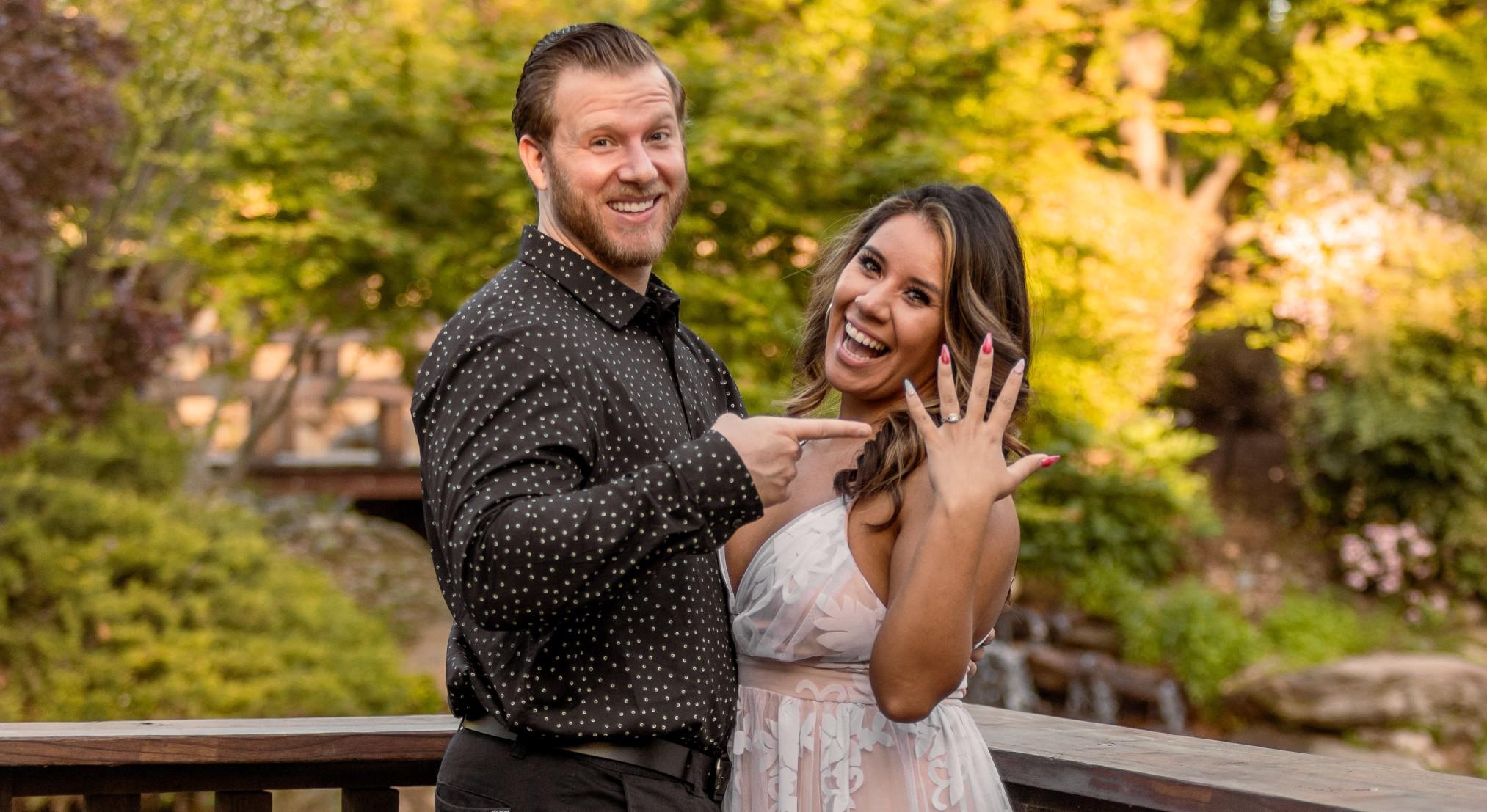The Wedding Website of Jacquelyn Martinez and Eric Bernsen
