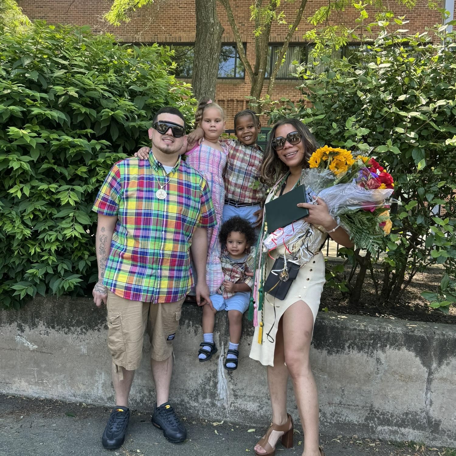 A bride, a scholar, and my greatest cheerleaders 🥳🎓