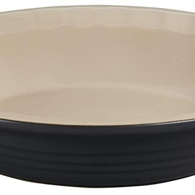 Le Creuset Stoneware Pie Dish, 9", Licorice