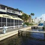 Ichabod's Dockside Bar & Grille