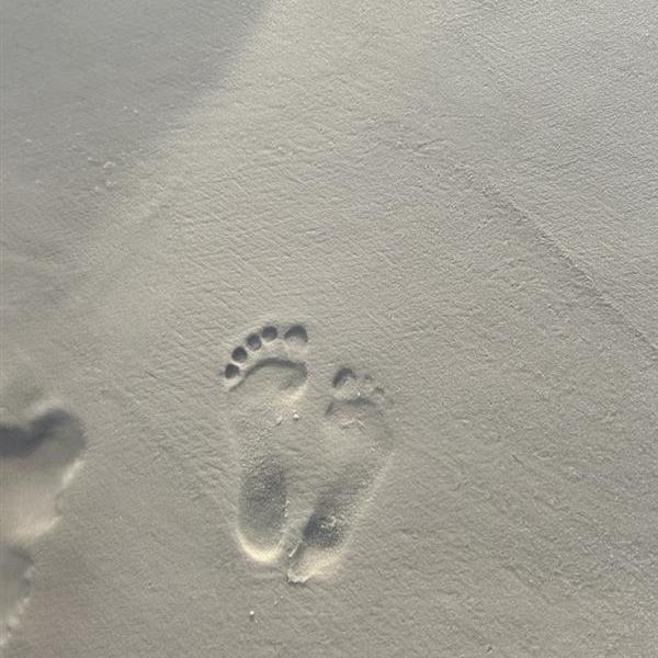 Barefoot in lovvve