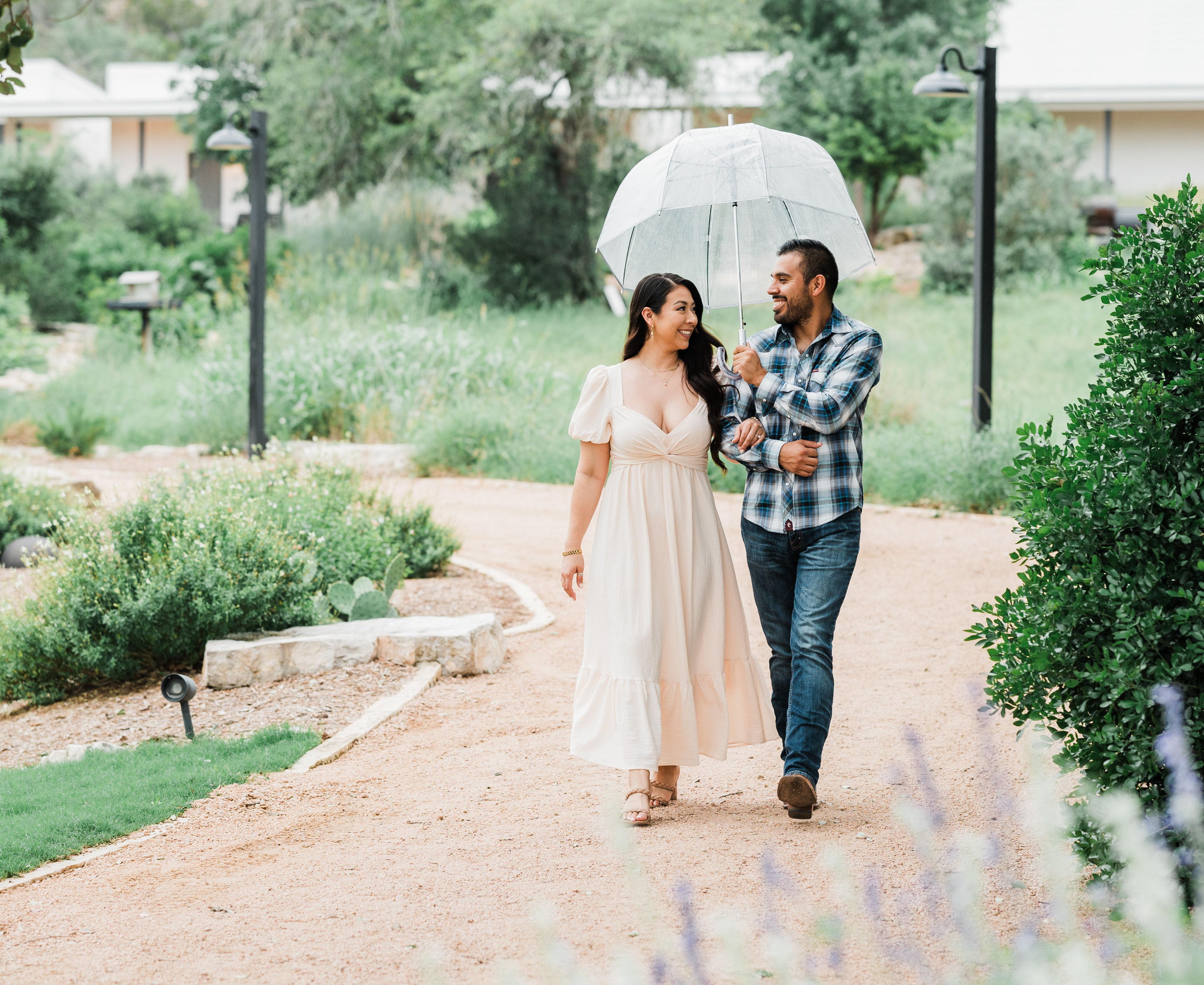 The Wedding Website of Daniella Suarez and Roberto Canseco