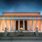 TAKE IN THE HISTORIC DC BUILDINGS, MONUMENTS AND MORE!