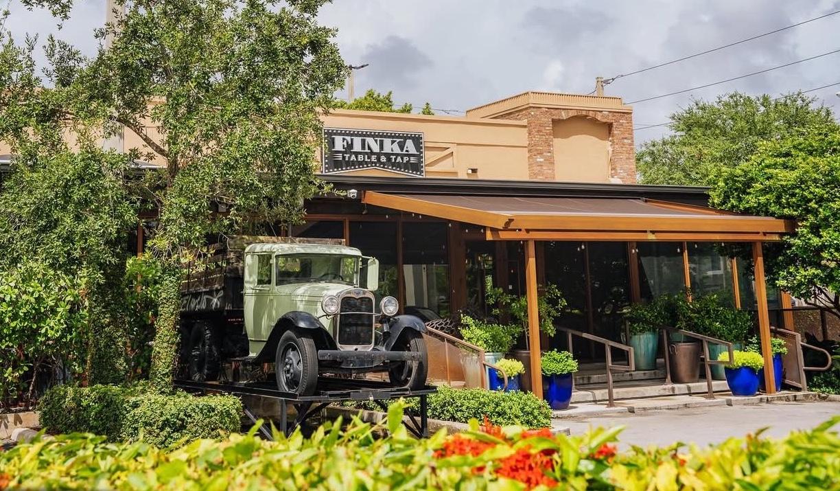 The Wedding Website of Amanda Romano and Stuart Hicks