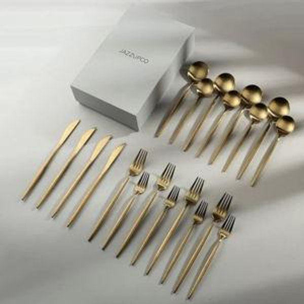 Minimalist Gold Flatware (8 Person Set)