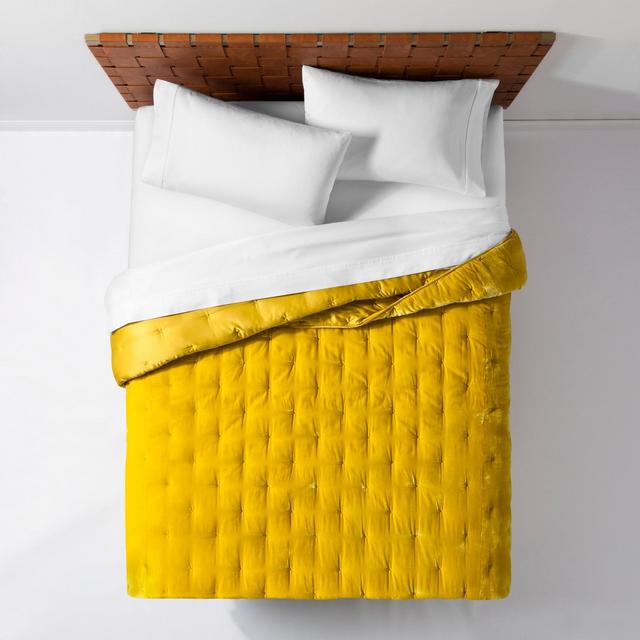Citron Velvet Tufted Stitch Quilt (King)- Opalhouse™