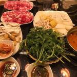 V-YAN Hot Pot & BBQ