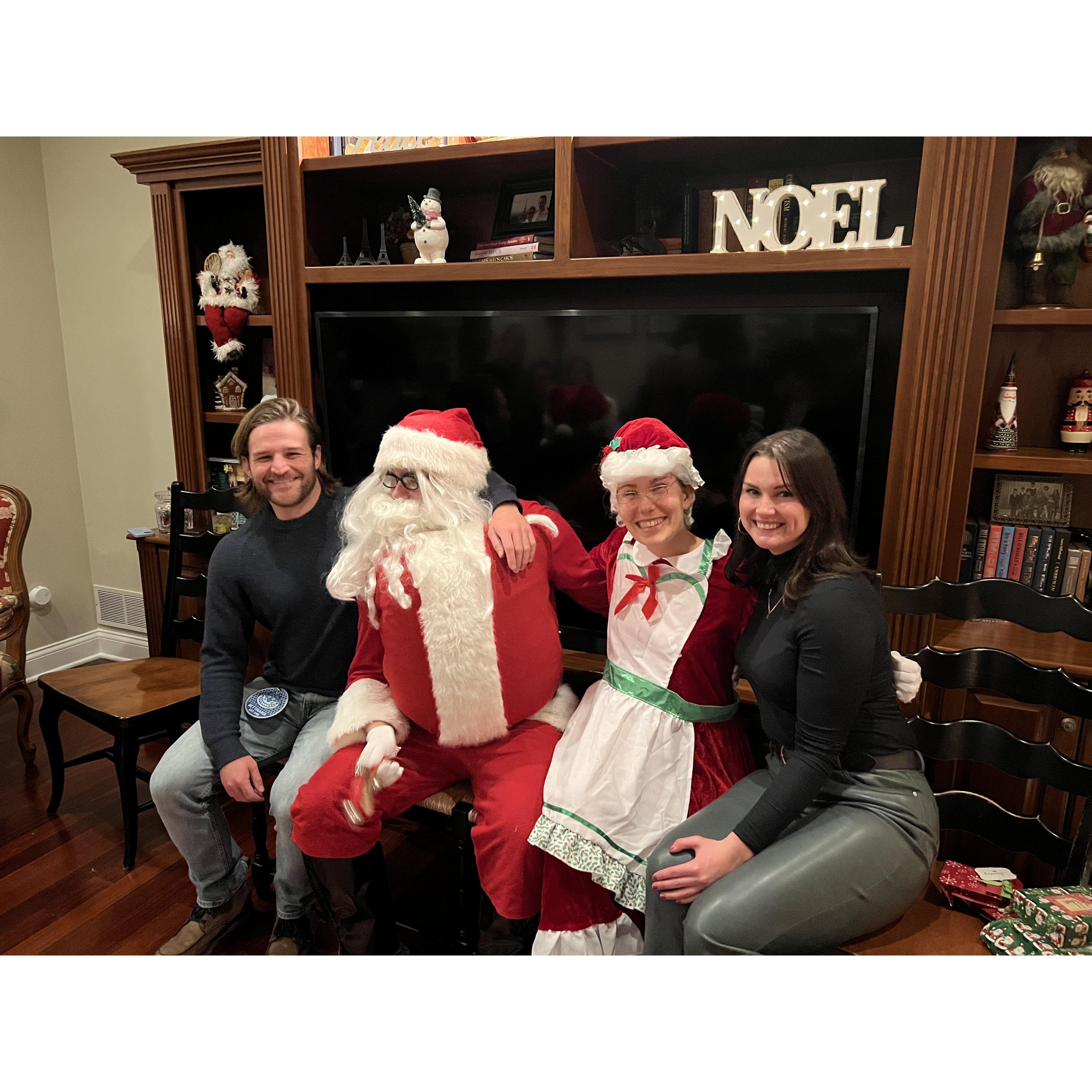 SANTA!!! I KNOW HIM!!! Whalen Family Christmas Party in Winter of 2022.