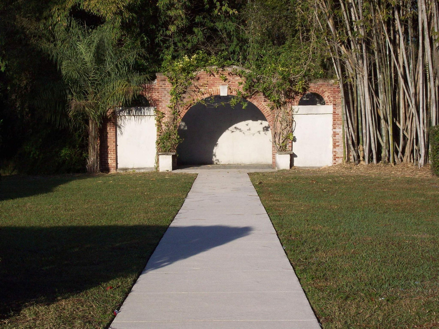 The Wedding Website of Jessica Eady and Matthew de Oliveira
