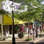 Shop Petoskey’a Historic Gaslight District
