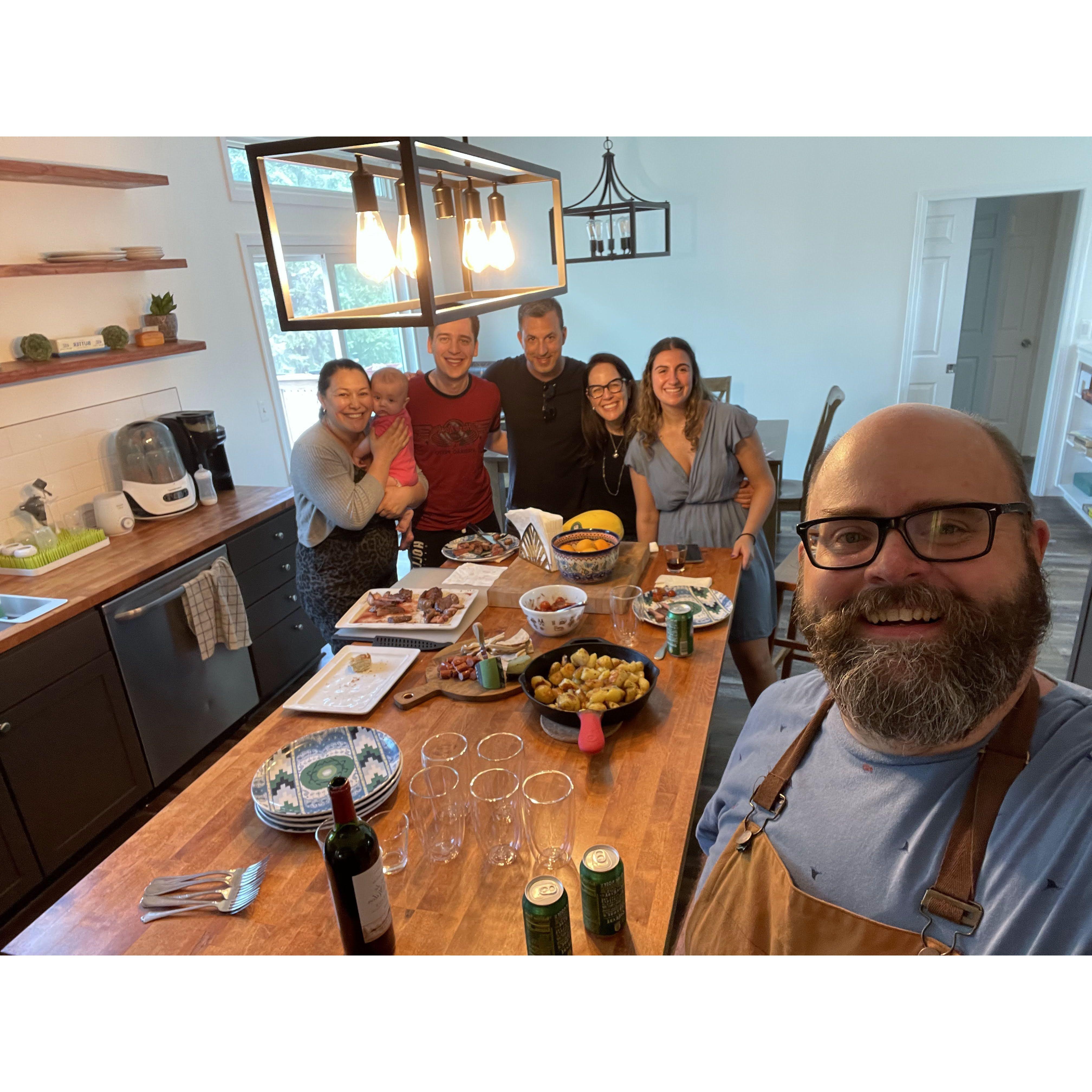 May 2022 - Camila & Bruno meet our friends John & Holida!