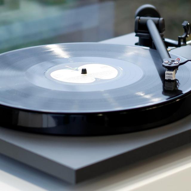 Planar 1 Record Player