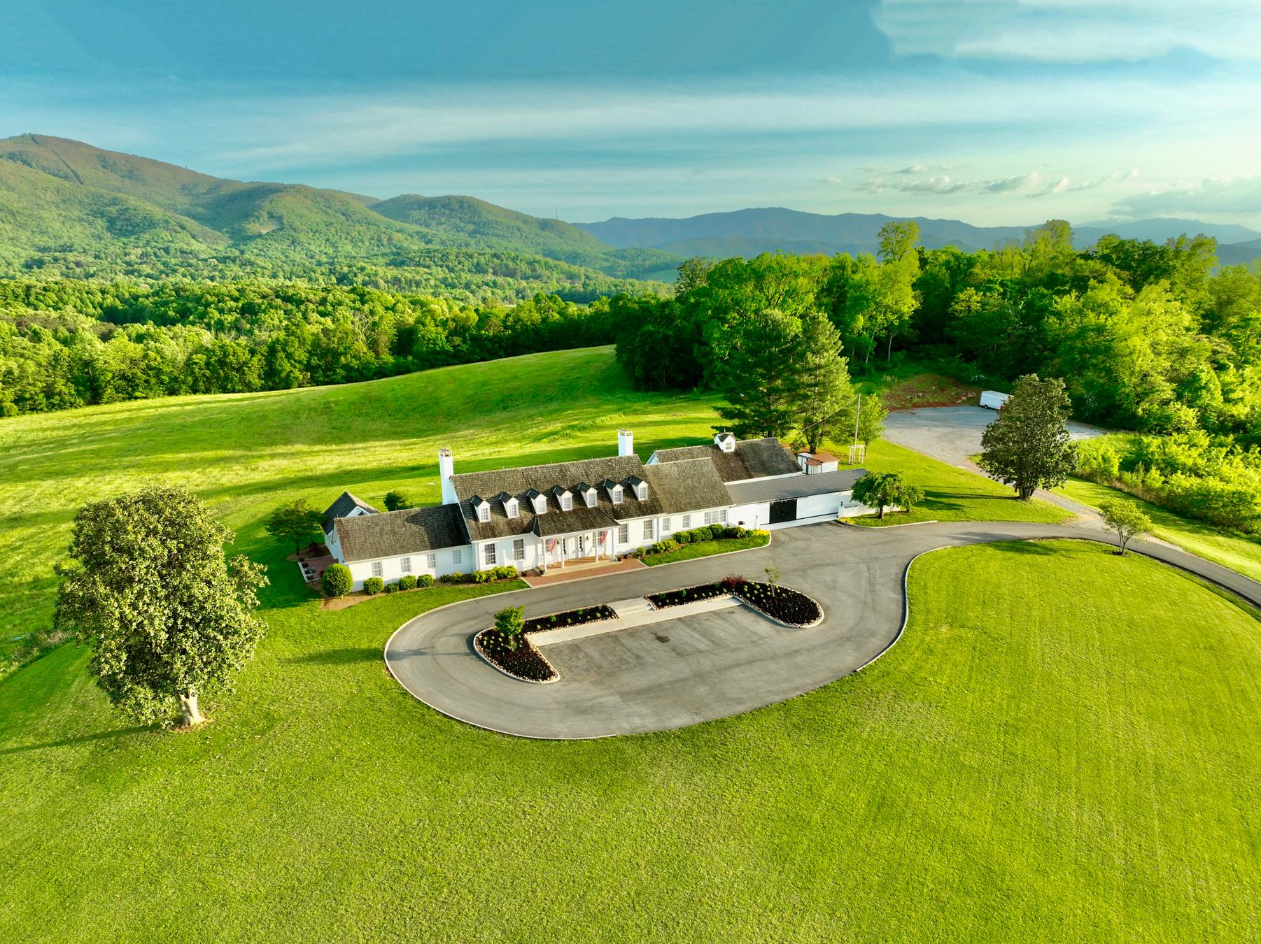 The Wedding Website of Albert Lyons and Angela Tanghare