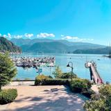 Deep Cove