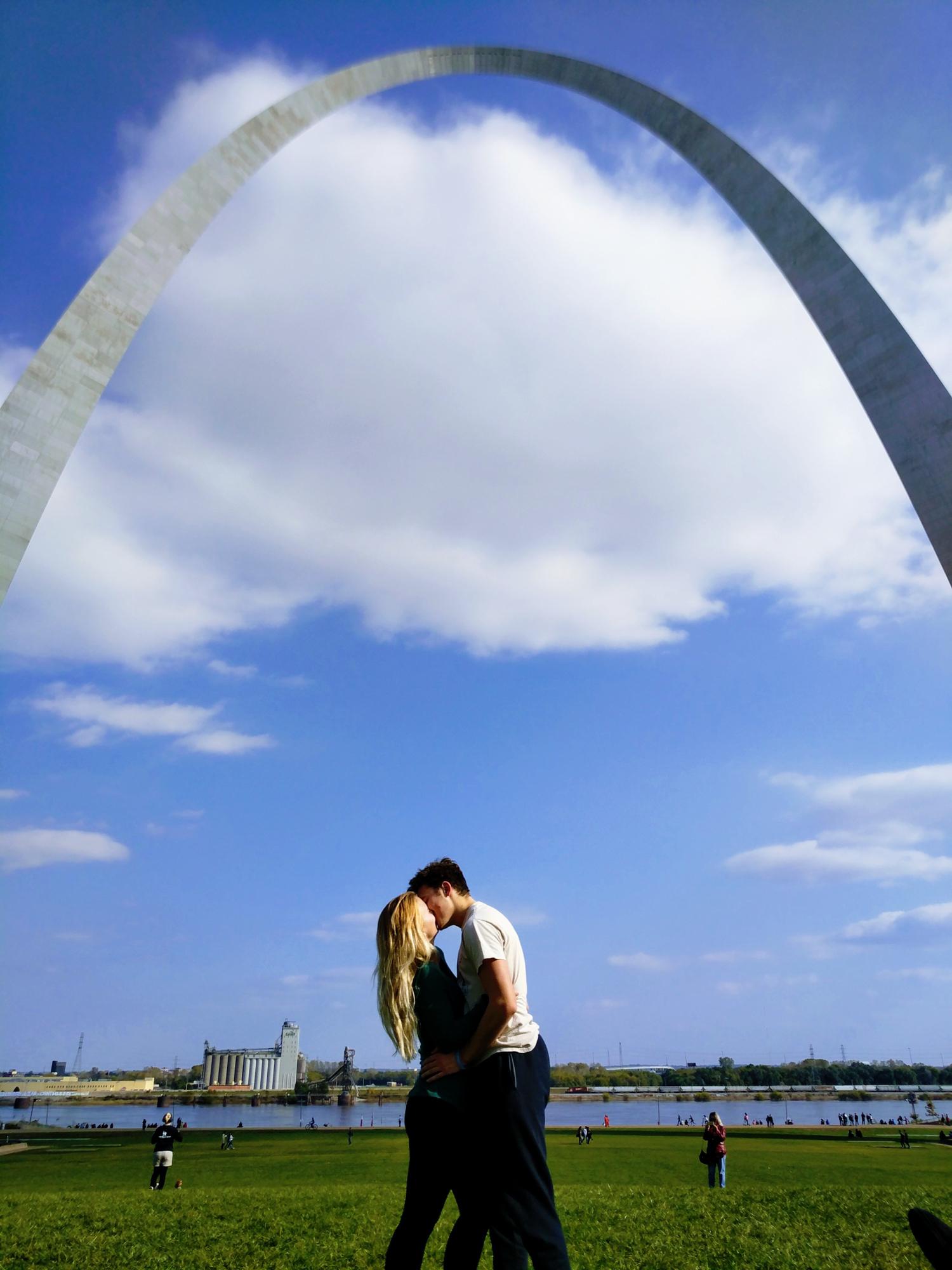10.27.2018
Having fun at the St. Louis arch while BMB was in town for a BOA performance.