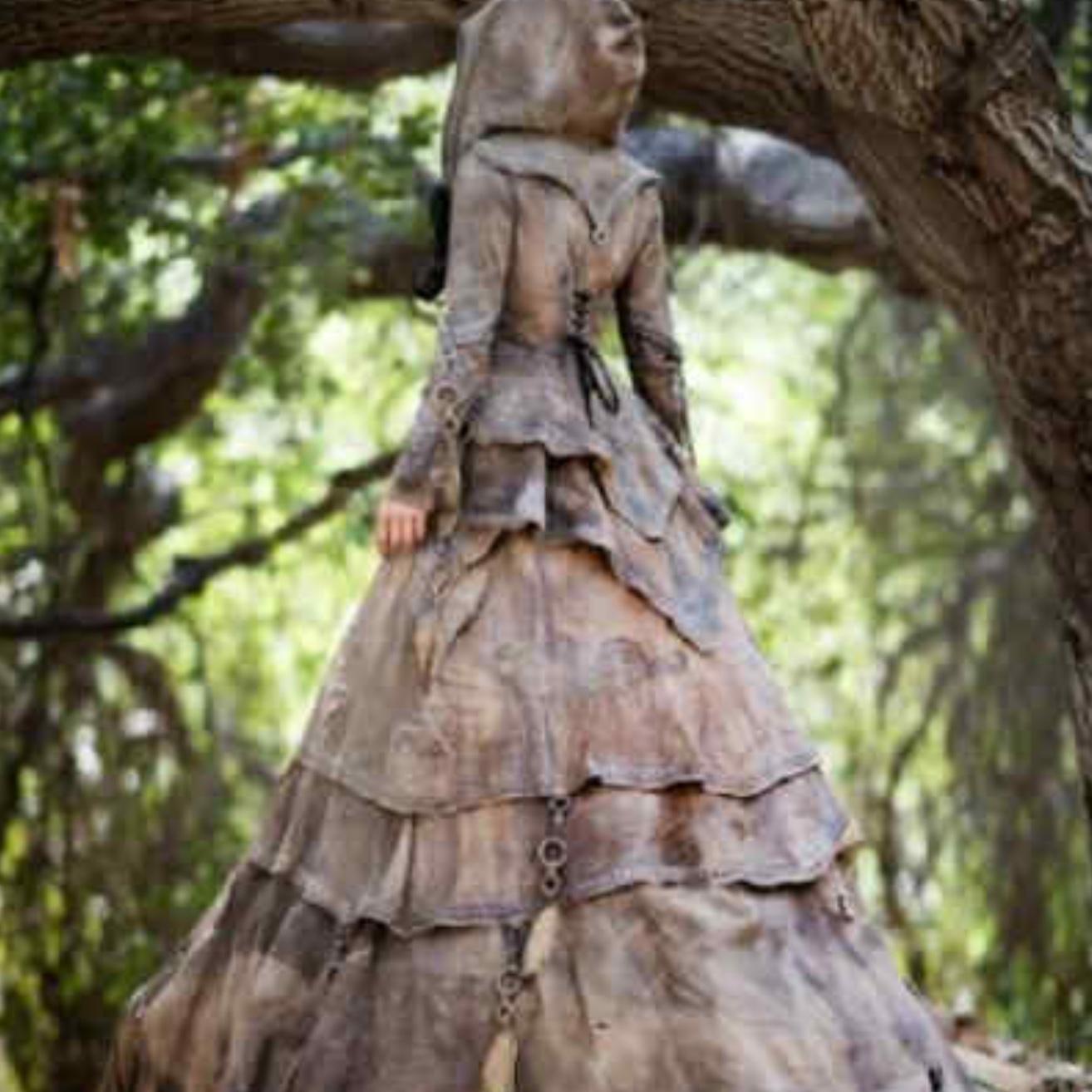 Great outfit for guest.