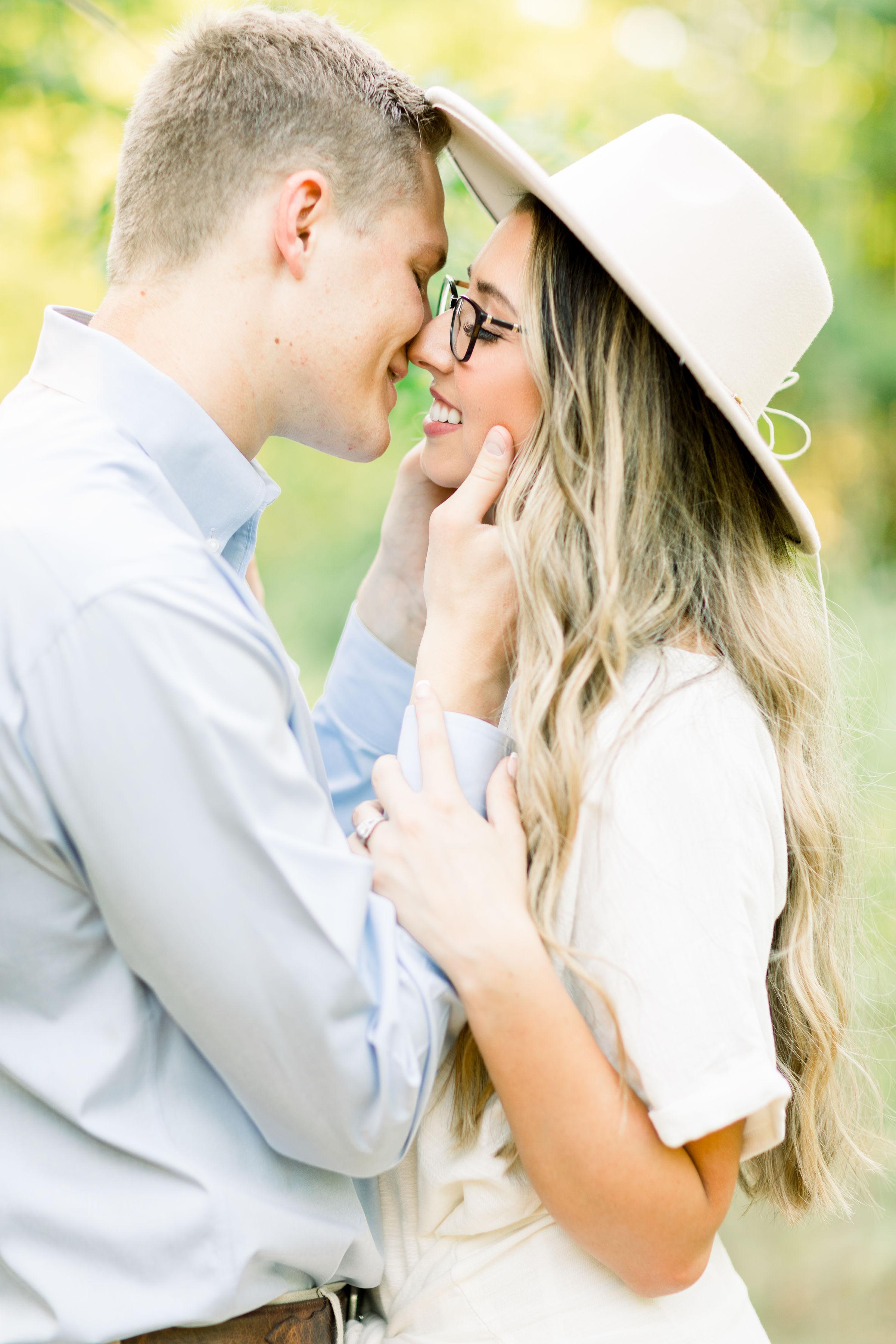 The Wedding Website of Victoria Holt and Grant DeWitt