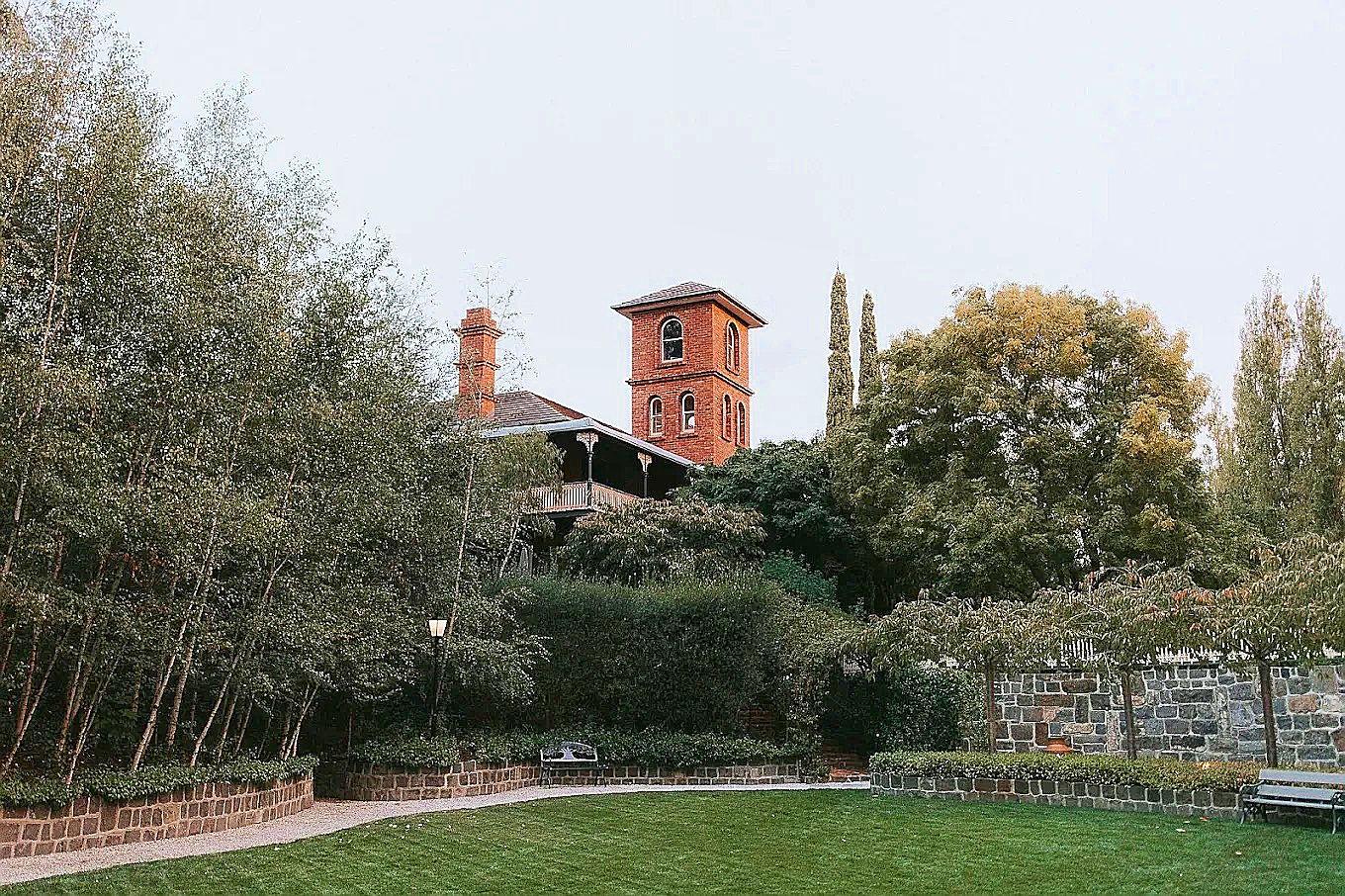 The Wedding Website of Izzy Webster and Jack Sayer