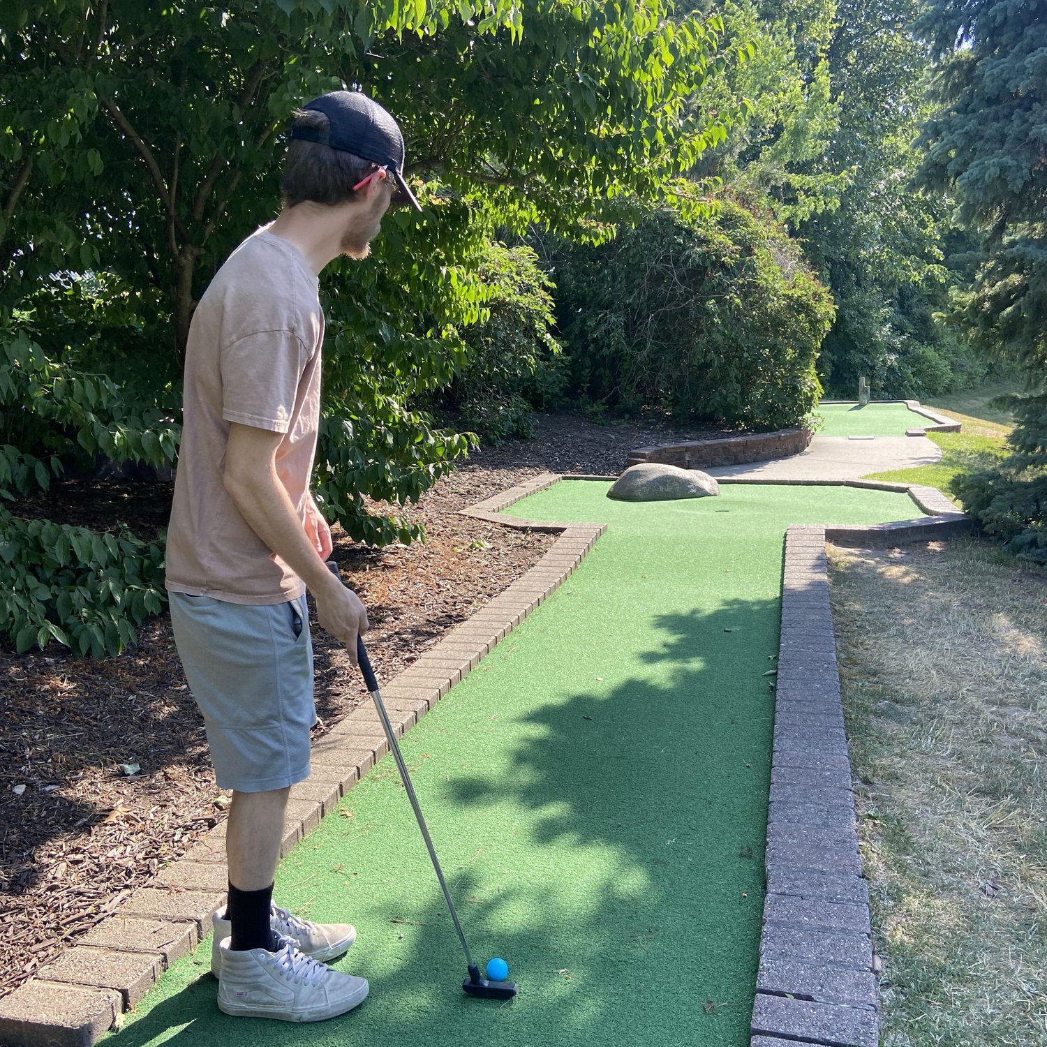 We love mini golf!
