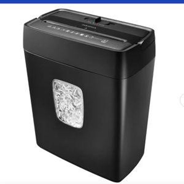Insignia™ - 6-Sheet Crosscut Shredder - Black