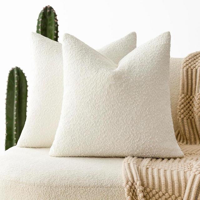 Foindtower Pack of 2, Decorative Textured Boucle Throw Pillow Covers Accent Solid Pillow Cases Cozy Soft Couch Cushion Case for Chair Sofa Bedroom Living Room Home Decor 22 x 22 Inch White