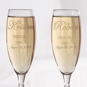 Wedding Couple Personalized Champagne Flute Set