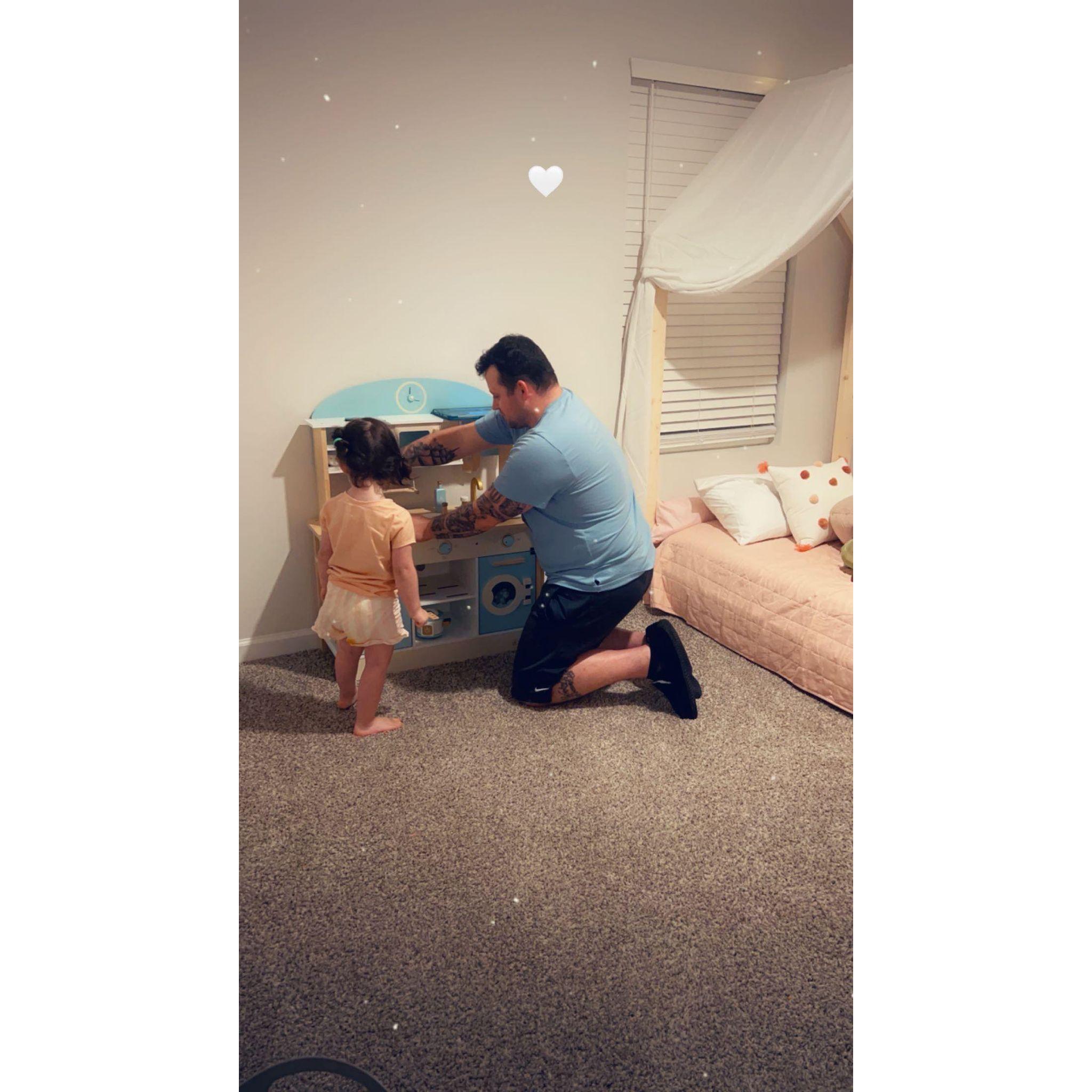Olivia's first time meeting Connor, she immediately wanted to play with the kitchen he put together for her!