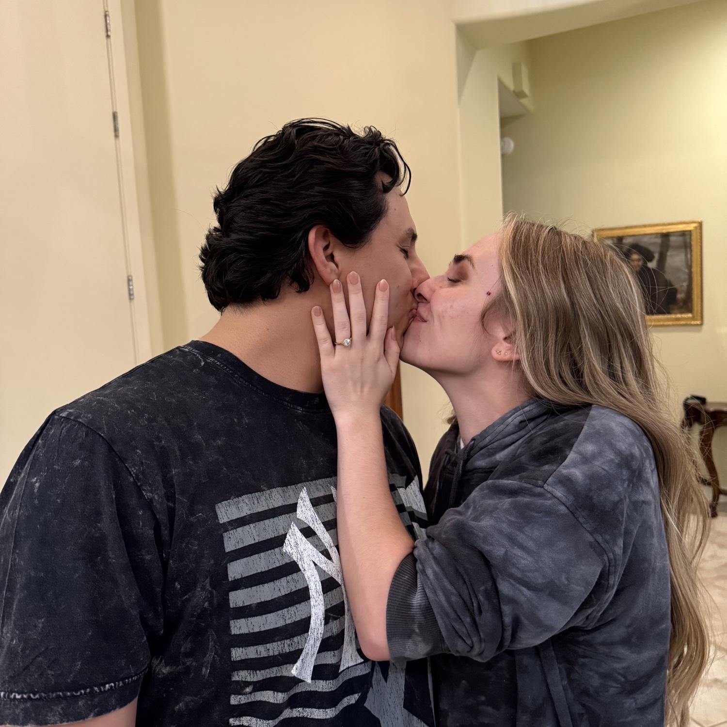 Officially ~engaged~ 😍💍🥳
