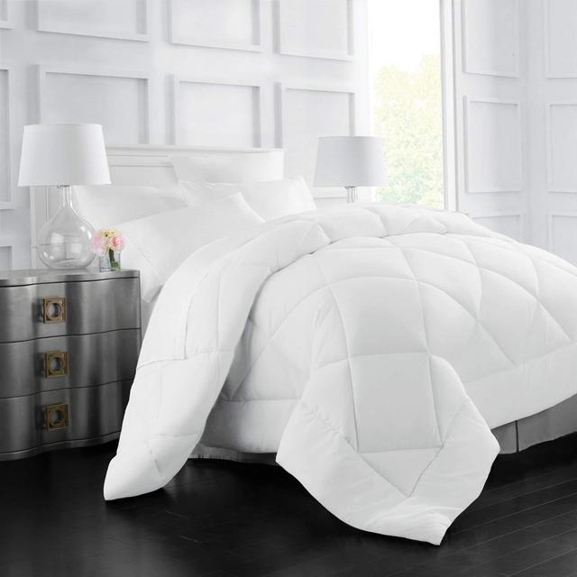 Italian Luxury Goose Down Alternative Comforter - All Season - 2100 Series Hotel Collection - Luxury Hypoallergenic Comforter - King/Cal King - White