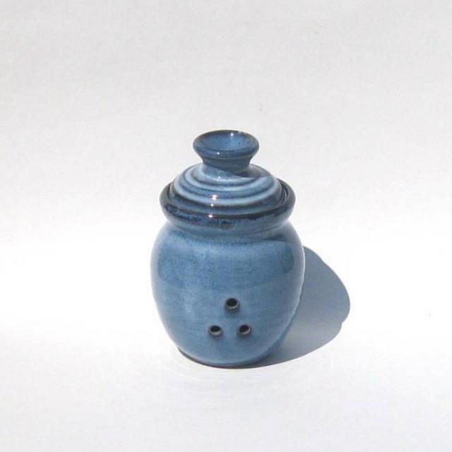 Garlic Keeper Storage Jar - Pacifica Blue Glaze
