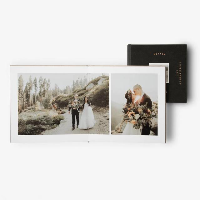 Professional Wedding Photo Album for the Couple