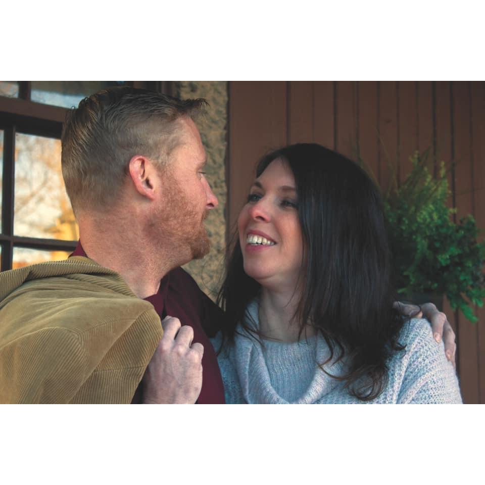 Engagement photos by Bessie Love ©2019