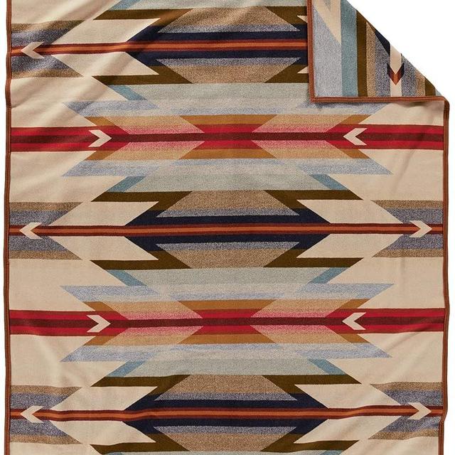 PENDLETON Queen Wyeth Trail Blanket Wheat/Tan
