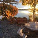 The Lakeshore House - Lodge & Pub