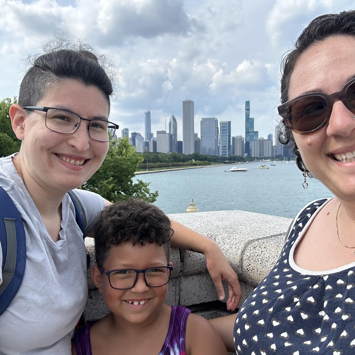 To sightseeing in Chicago