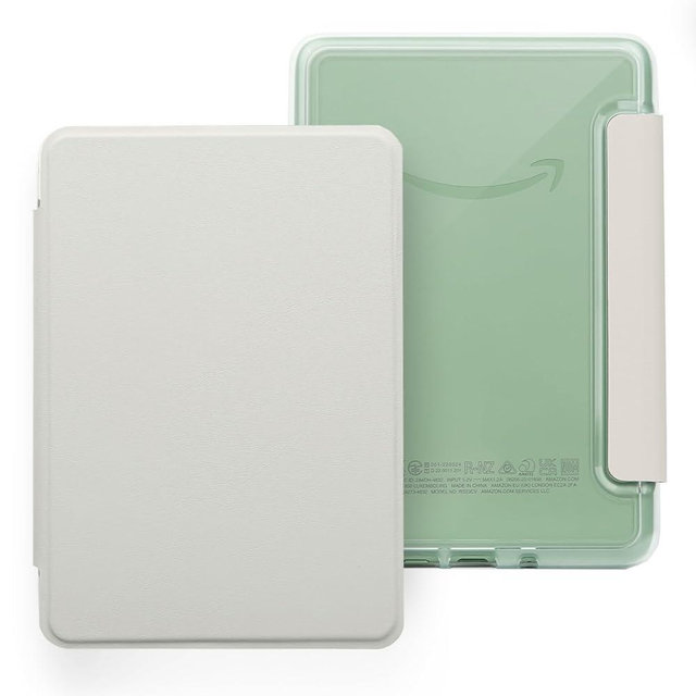 HOICHOE Case for 6.8" Kindle Paperwhite 11th Generation 2021 and 6.8" Kindle Paperwhite Signature Edition, PU Leather Cover, Transparent Hard Back Shell with Auto Sleep/Wake, Creamy White