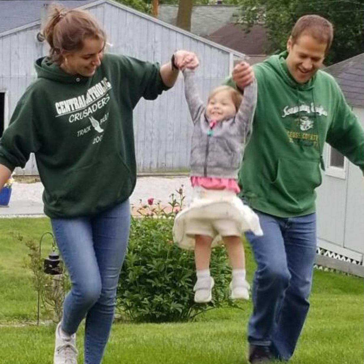 Annie meeting Joe's family in May, 2021 in Ohio