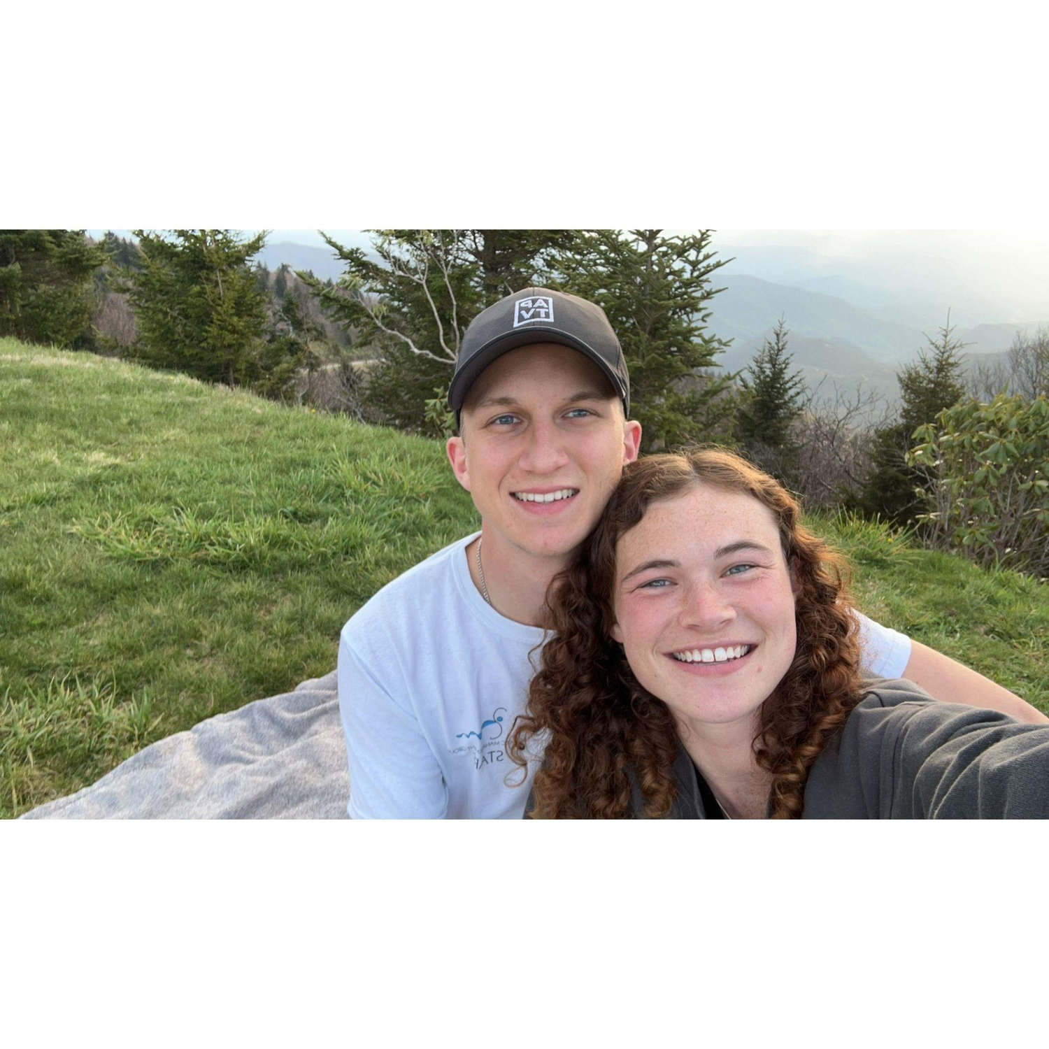 We enjoyed a sunset picnic date on the Blue Ridge Parkway