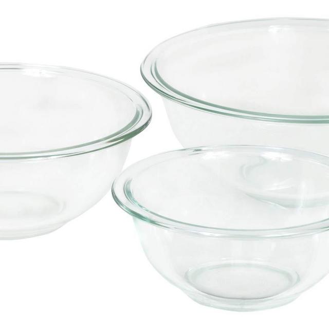 Pyrex 3 Piece Glass Mixing Bowl Set with 1, 1.5, 2.5 Quart Mixing Bowls for Kitchen, Baking, and Storage, Microwave, Freezer, and Dishwasher Safe , Proudly Made in the USA