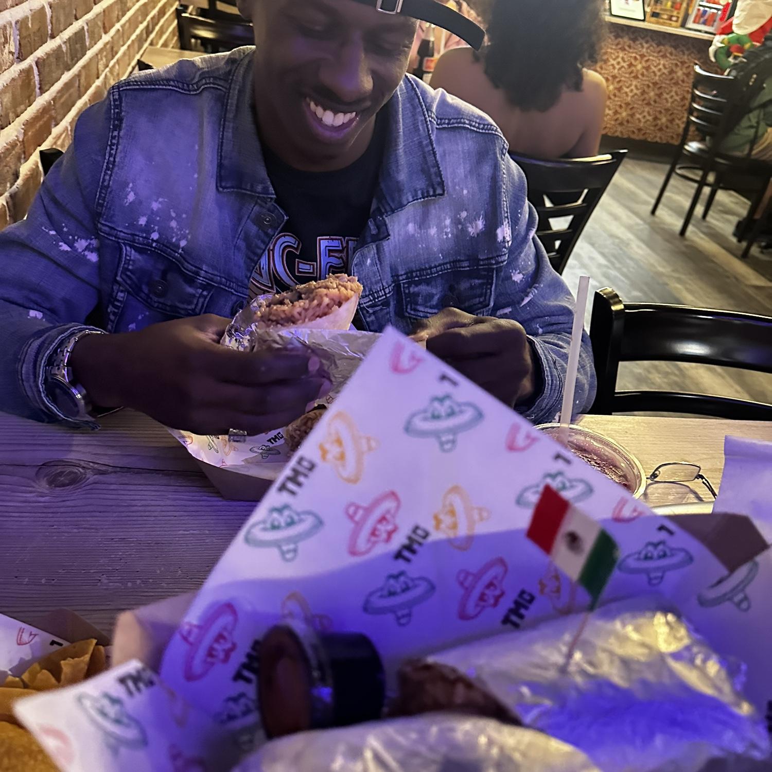 There’s nothing like a chicken burrito that’ll make all 32 show!