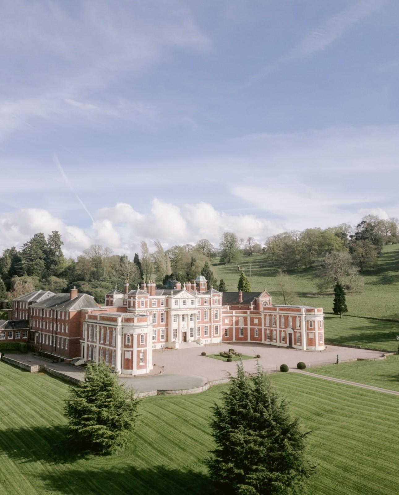 The Wedding Website of Olivia Mae Rhodes and Connor Thomas Hickman