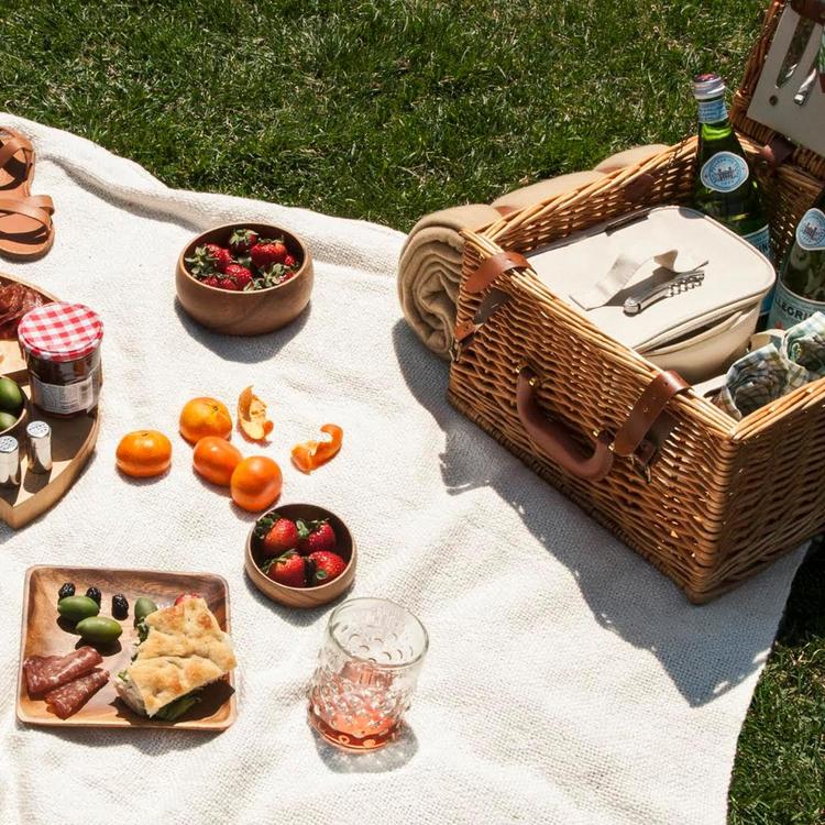 Picnic at Ascot, 4-Person Gazebo Dorset Basket with Coffee Set and