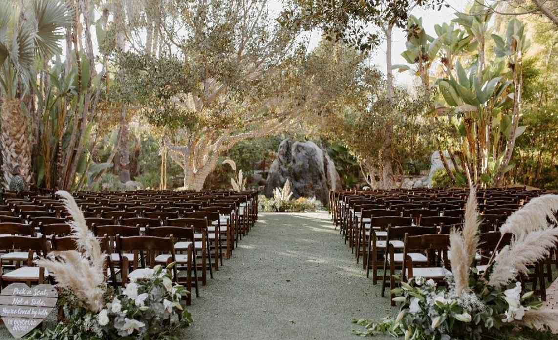 The Wedding Website of Alex Thielen and Alex Conrad