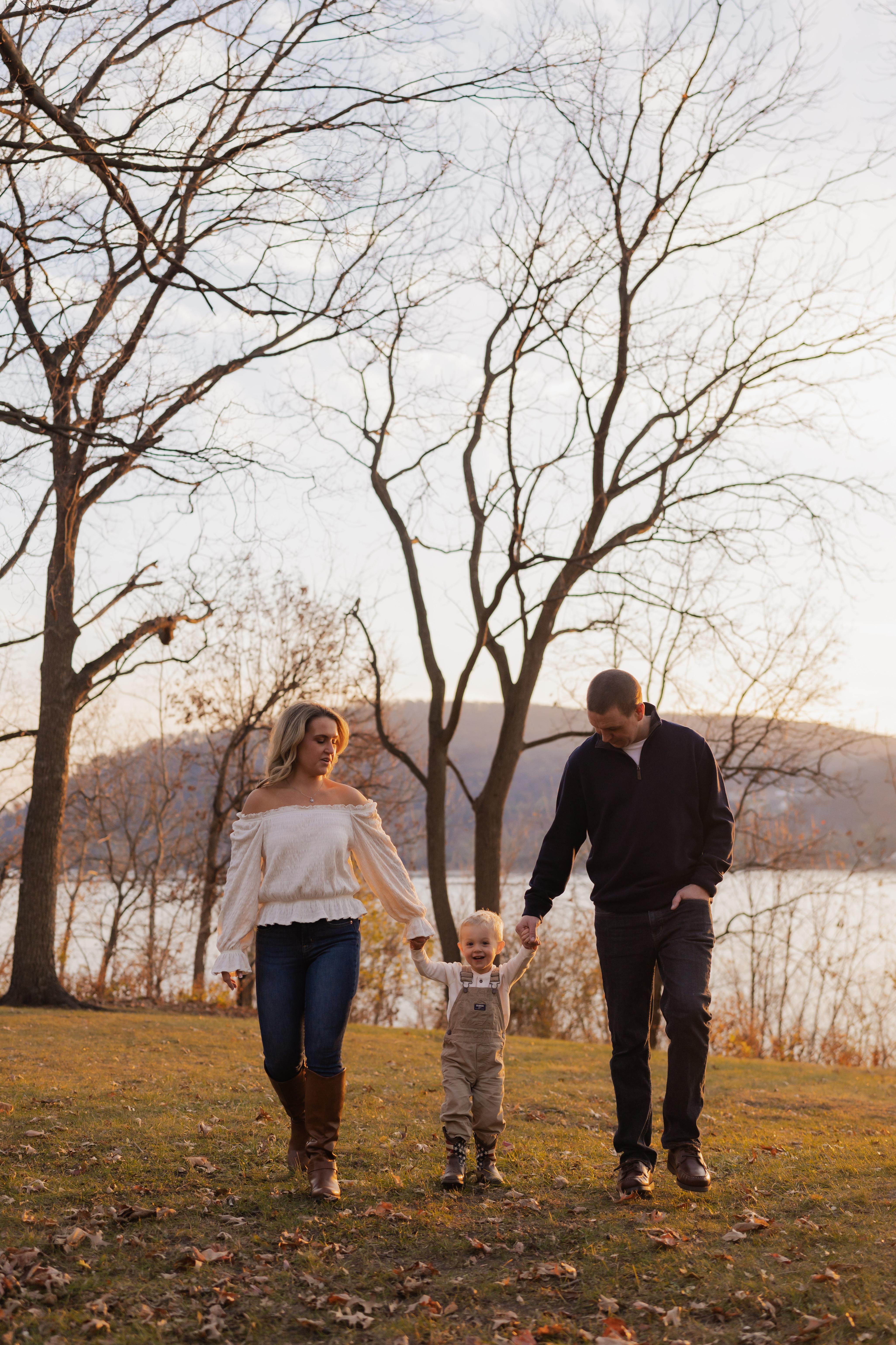 The Wedding Website of Kaitlyn Mooneyham and James Booth