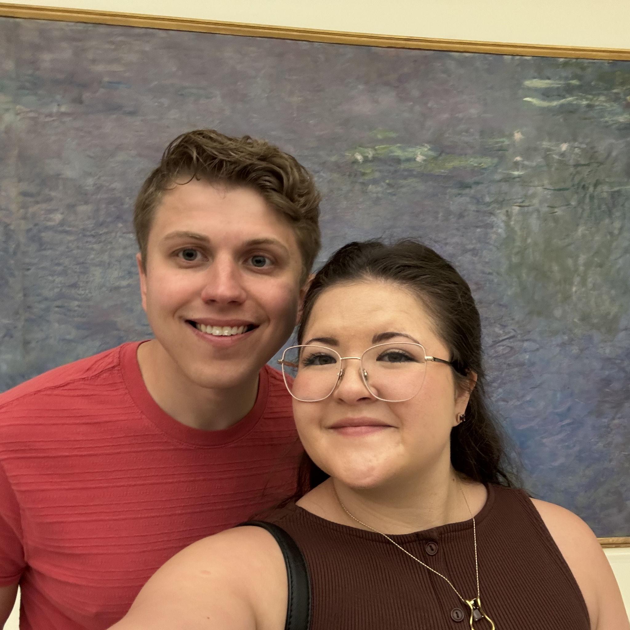 Embracing the beautiful art of Paris