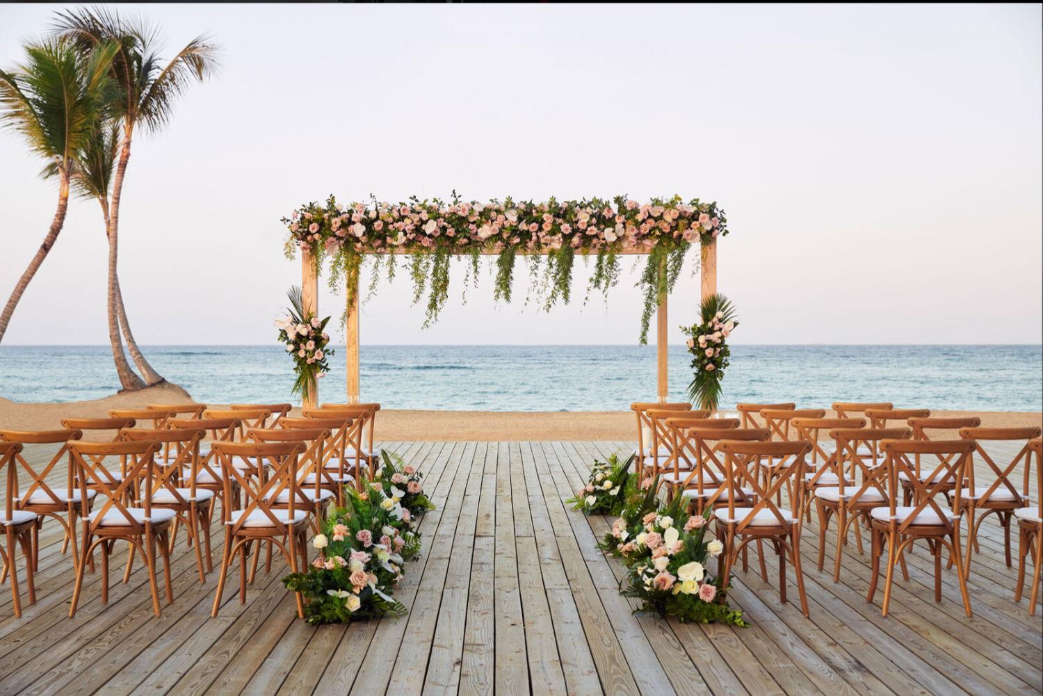The Wedding Website of Phillicia Leal and Charles Castillo