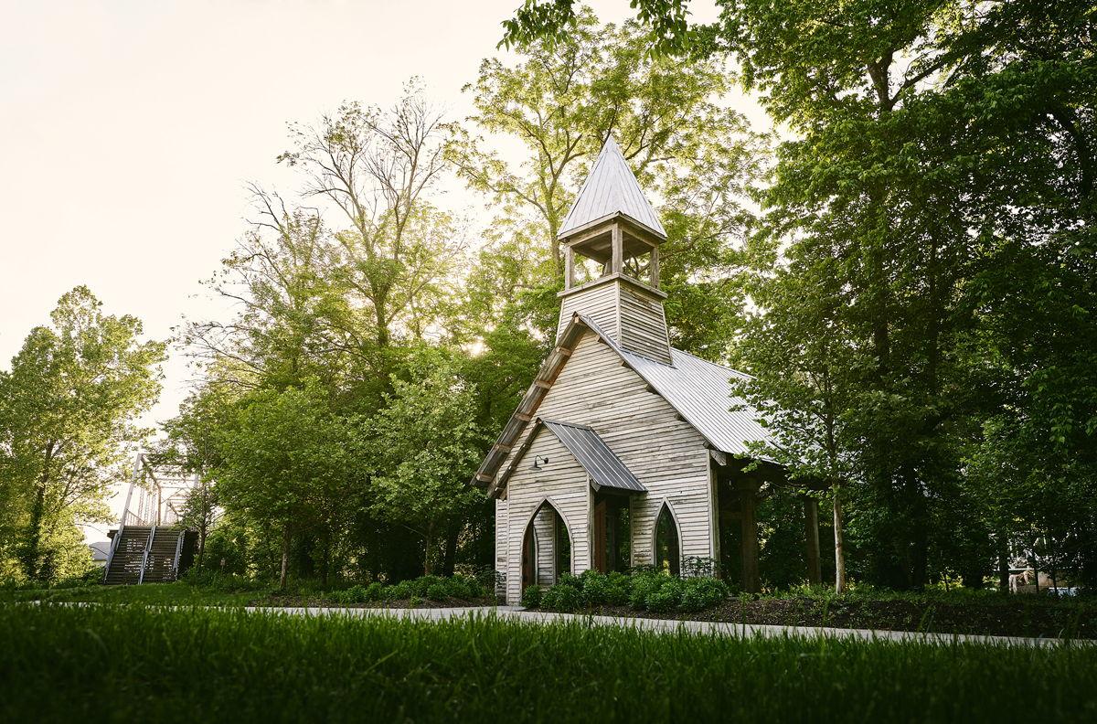 The Wedding Website of Taylor Ann Robertson and Jay Weston Scott