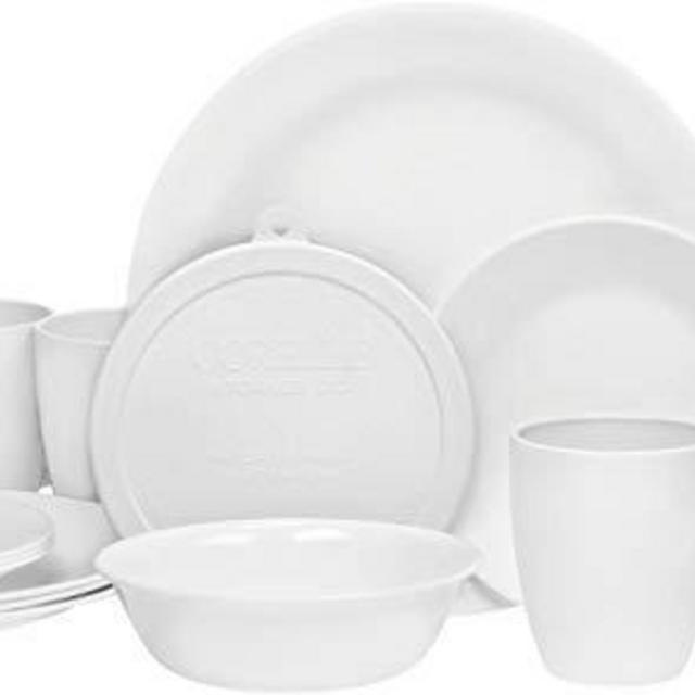Corelle Winter Frost White Dinnerware Set with lids (20-Piece, Service for 4)
